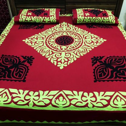 Red Green applique bed cover